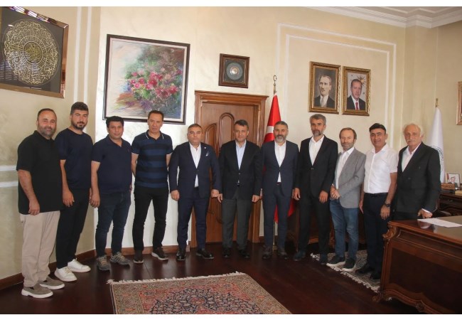  SİMDER’den Büyükşehir Belediye Başkanı Halit Doğan'a Ziyaret